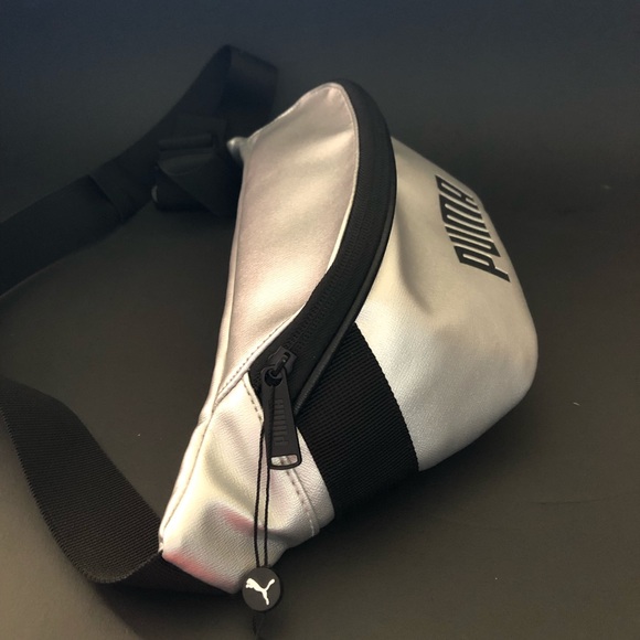 PUMA Women's Evercat Royale Hip Sack Silver - Picture 3 of 6